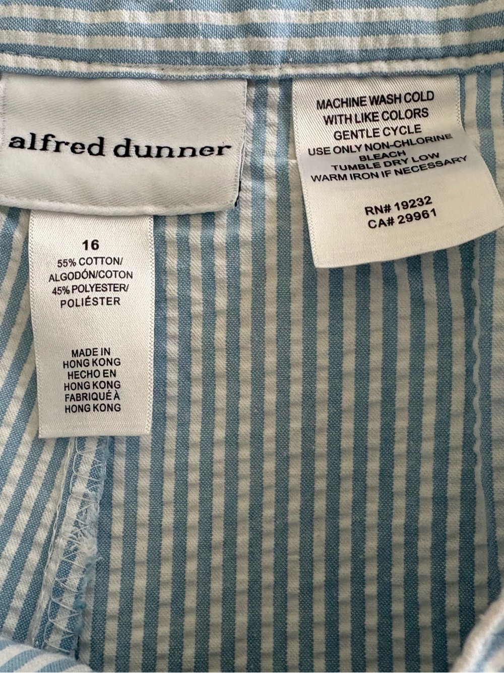 Alfred Dunner Light Blue & White Striped Seersucker Cropped Pants 16 - Picture 4 of 5